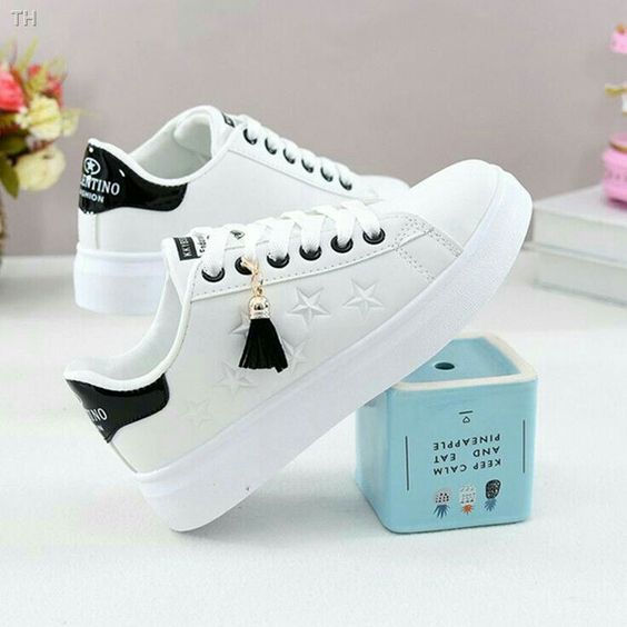 Girls shoes